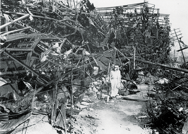 The hydraulic powerhouse of the Mitsubishi Steel and Arms Works in Nagasaki, 1,900 feet from the center of damage. Image courtesy of the AIP Emilio Segrè Visual Archives.