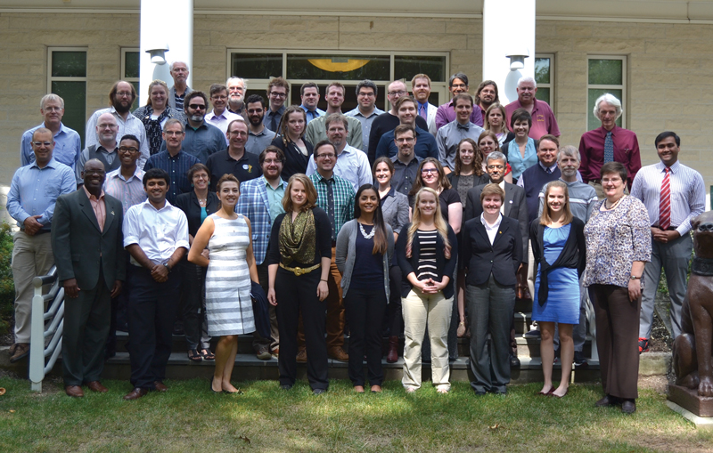 The 2014–15 SPS National Council and the 2016 SPS Congress Planning Committee stand in front of the American Center for Physics in College Park, MD, in late September.  Photo by Matt Payne.