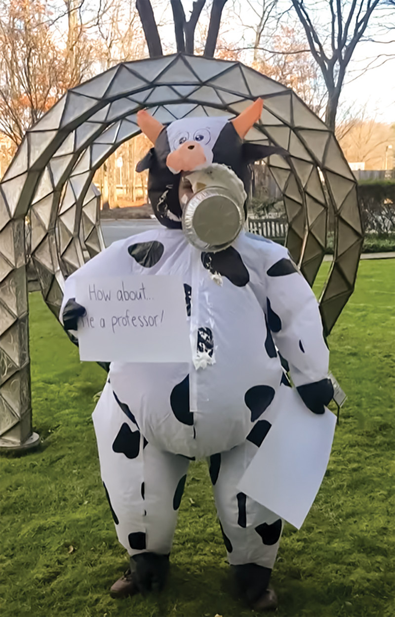  Brad Conrad, director of SPS and Sigma Pi Sigma, demonstrates the concept of a “Pi a Professor” fundraiser—no costume necessary. Photo by SPS National.